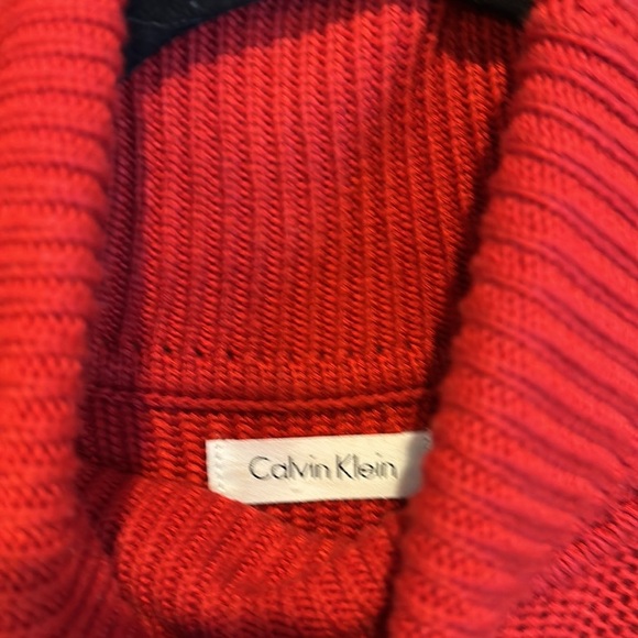 Calvin Klein red sleeveless turtleneck fringe hem dress size XSP - Picture 3 of 3